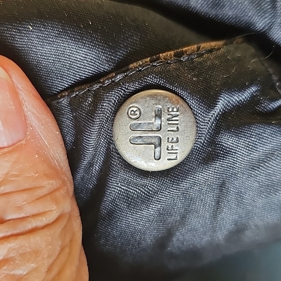 Metallic Black and Gold Reversable‎ Bolmer Jacket. One Size. - Picture 8 of 10